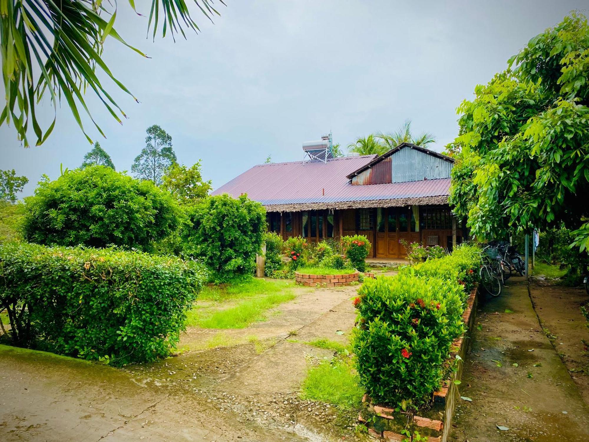 Mekong Riverside Homestay Vinh Long Exterior photo
