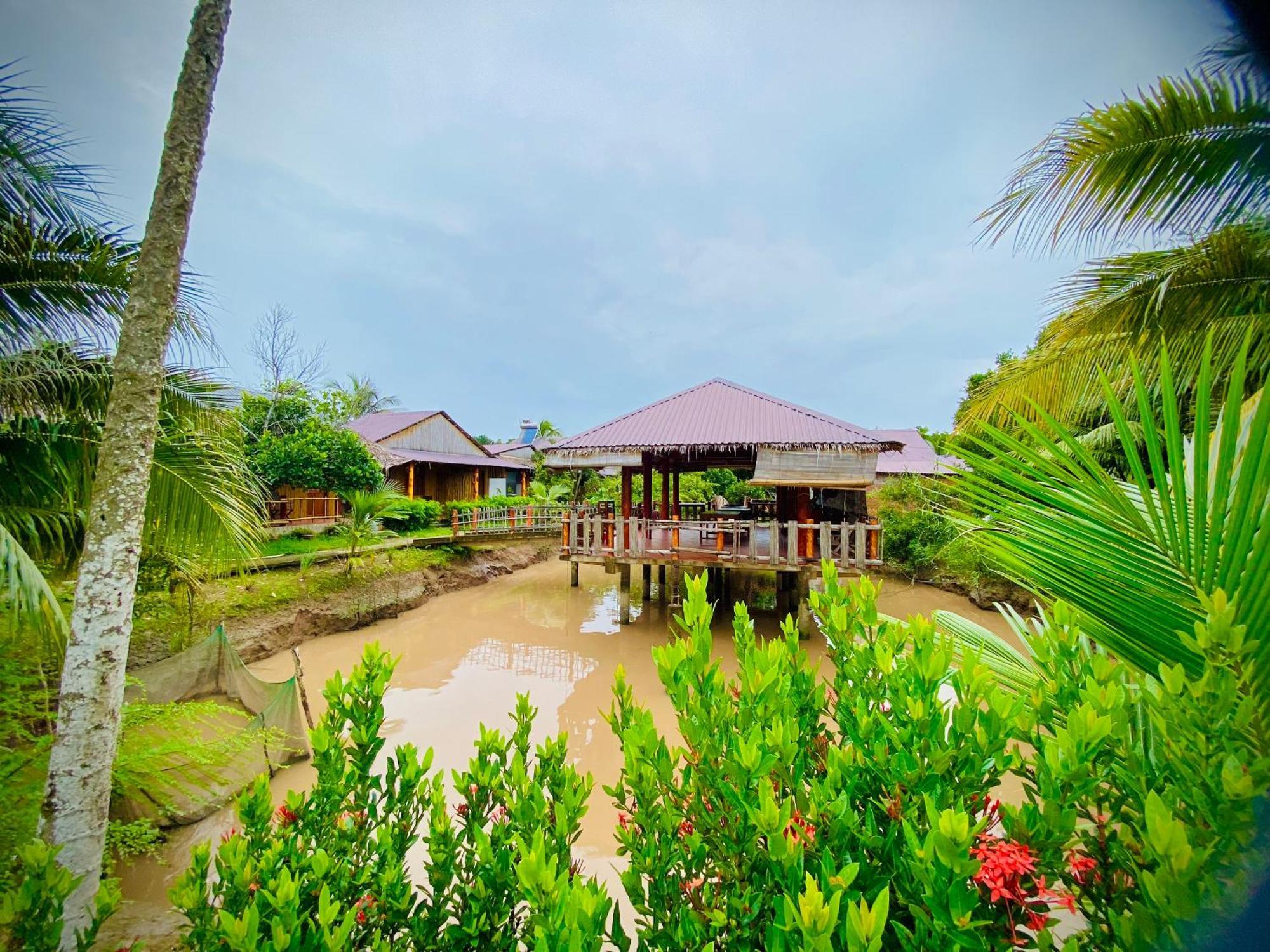 Mekong Riverside Homestay Vinh Long Exterior photo