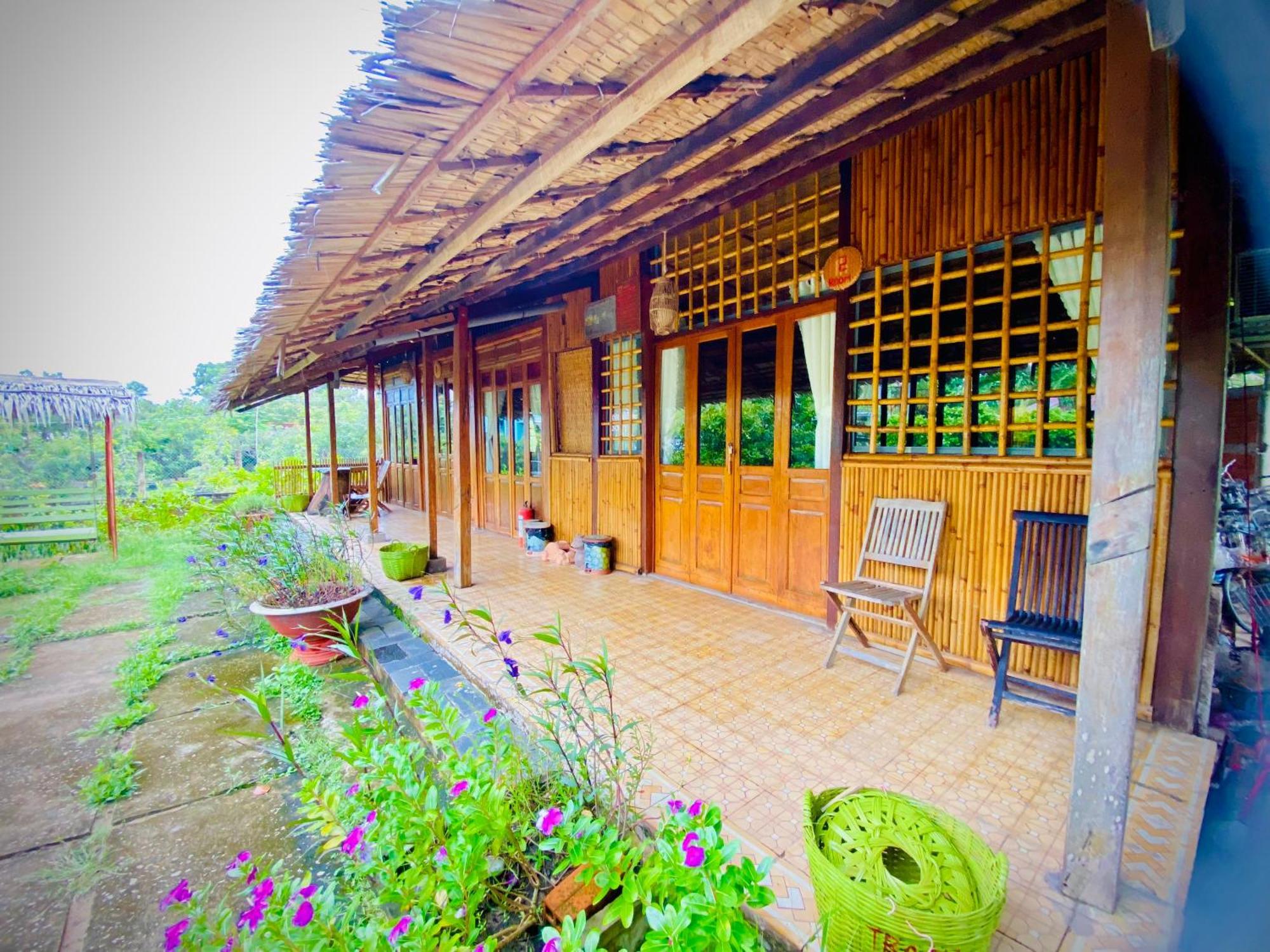 Mekong Riverside Homestay Vinh Long Exterior photo