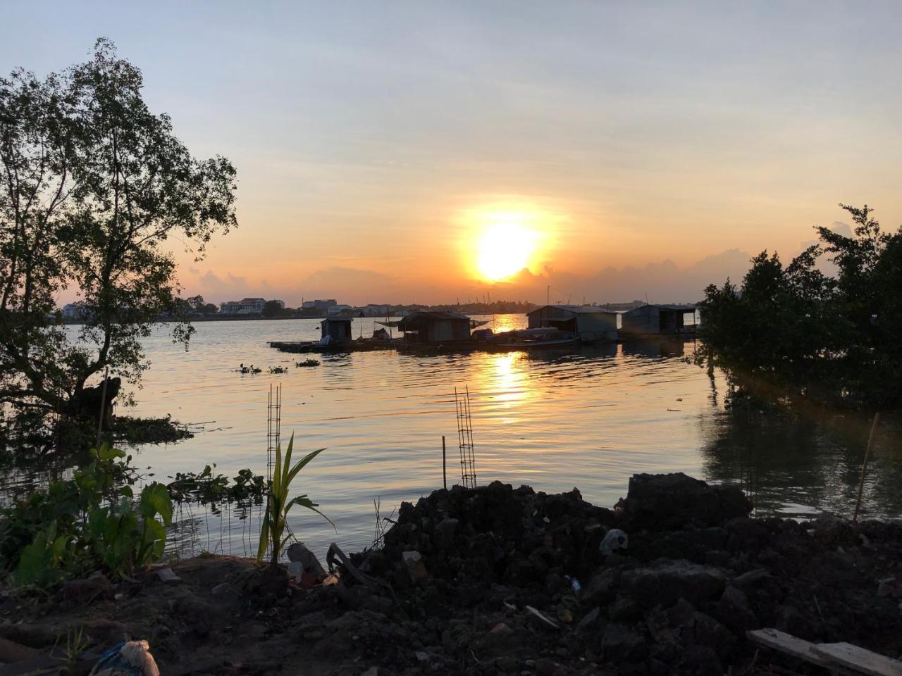Mekong Riverside Homestay Vinh Long Exterior photo